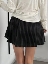 Frenchy Women's Contrast Striped Print Casual Pleated Shorts